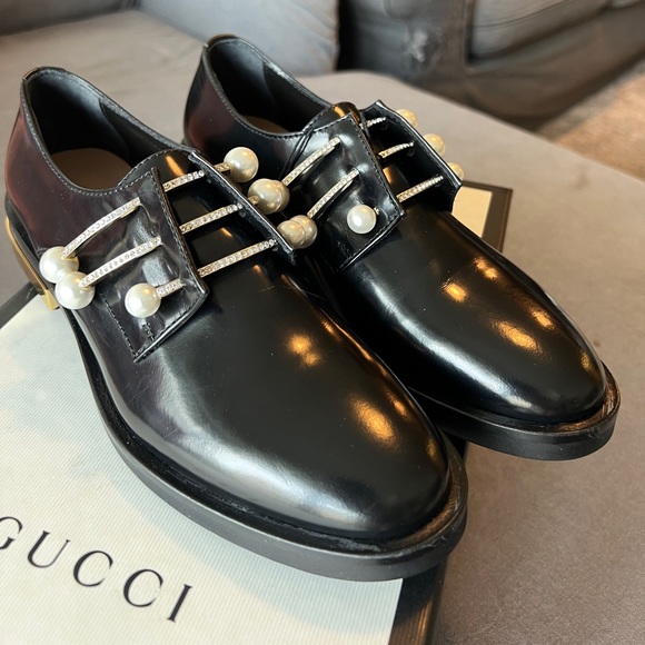 Brand new stylish Coliac loafer with pearl and crystal. - Picture 10 of 14